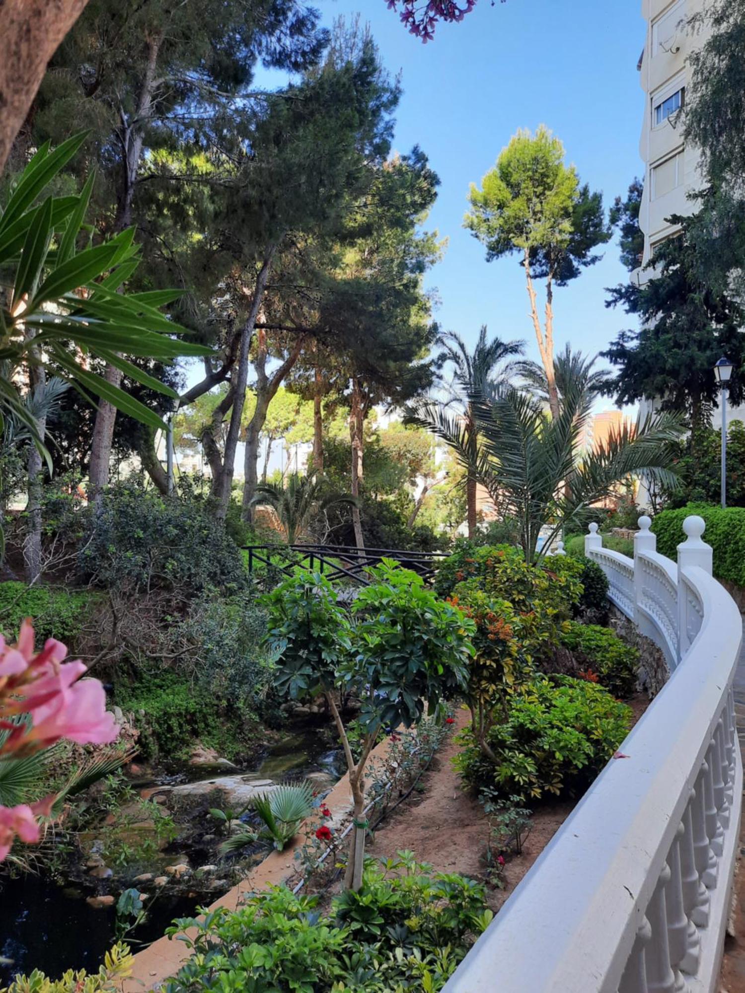 Playmon Holiday Apartment Benidorm Buitenkant foto