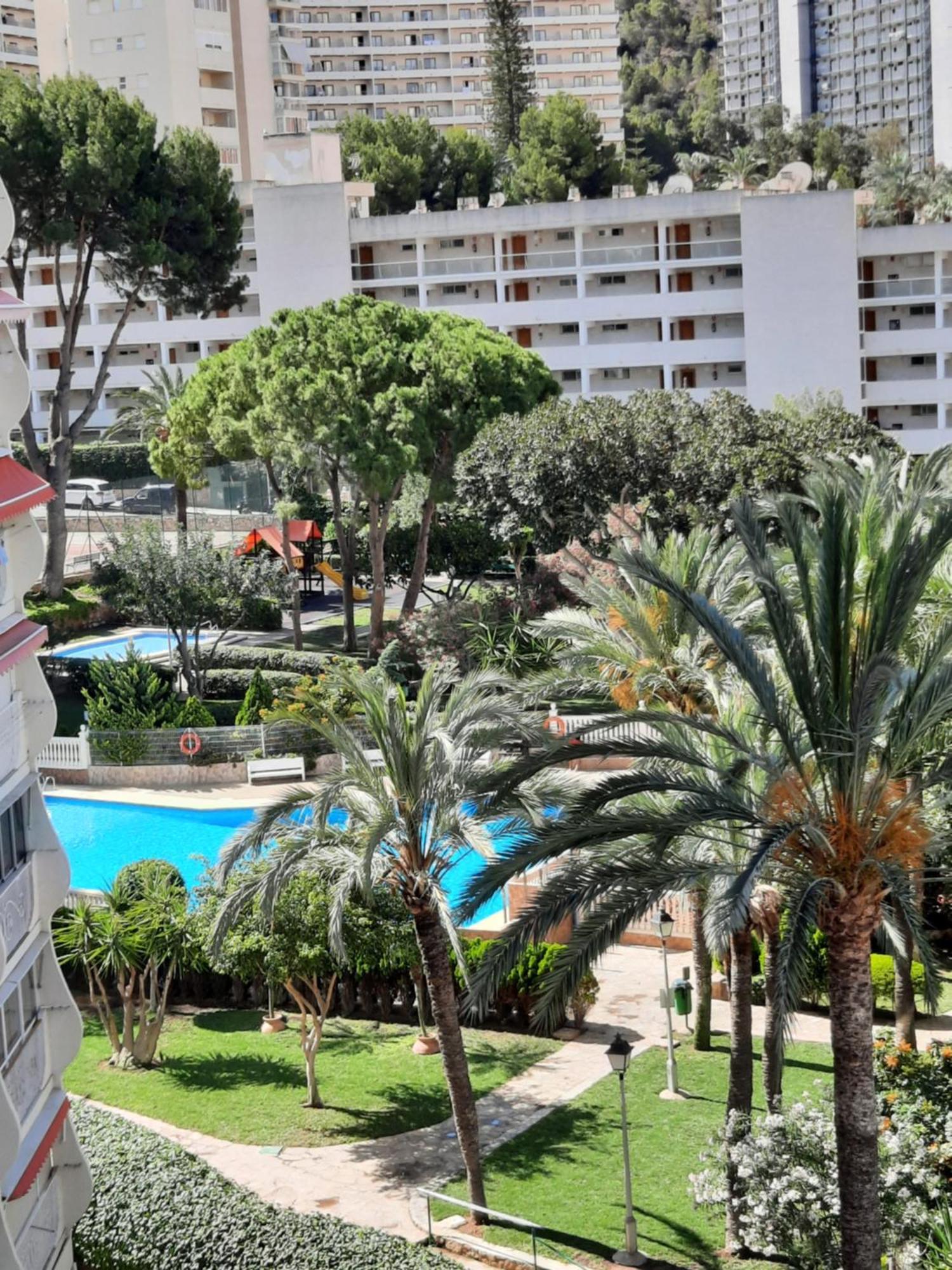 Playmon Holiday Apartment Benidorm Buitenkant foto