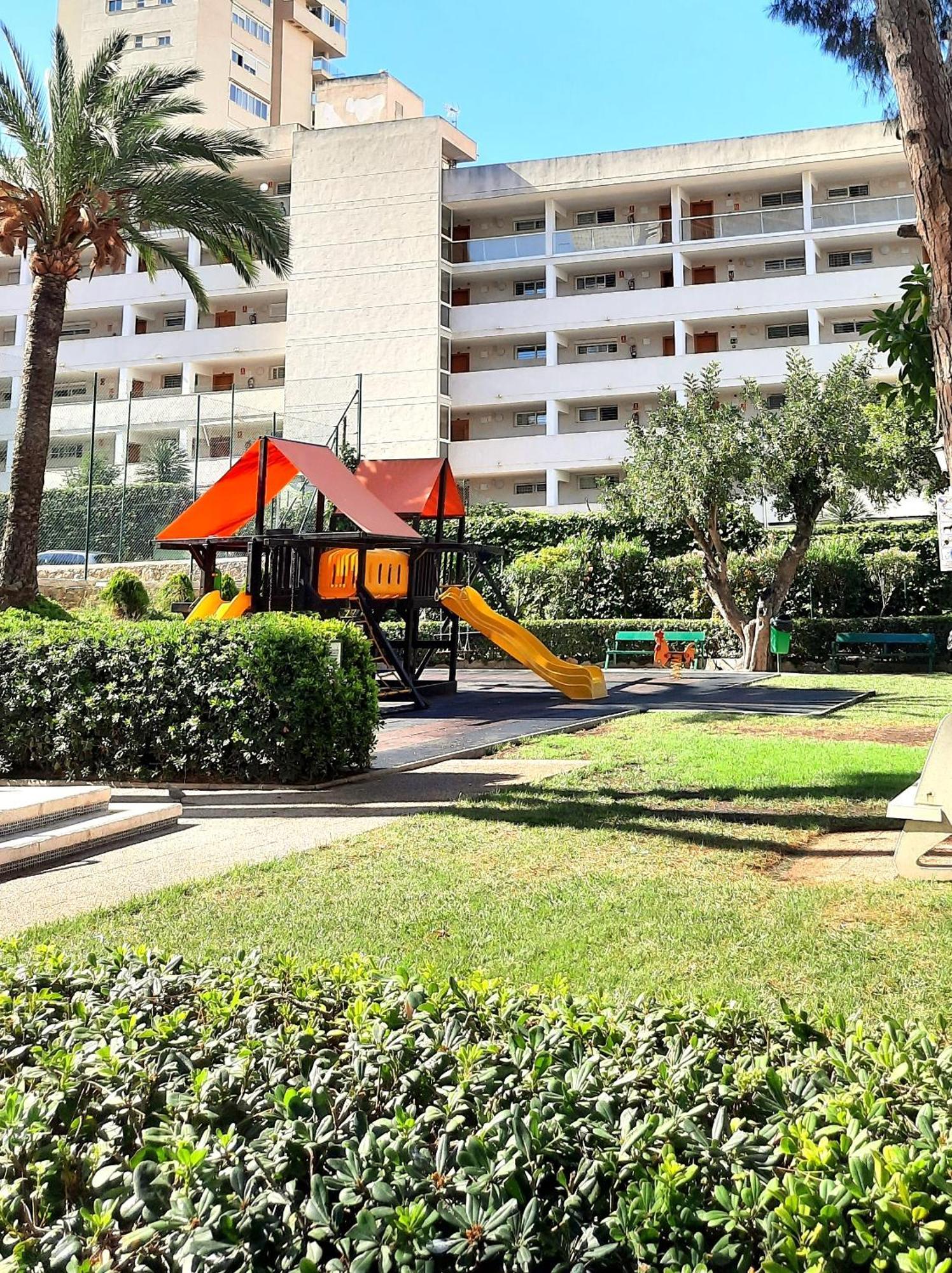 Playmon Holiday Apartment Benidorm Buitenkant foto